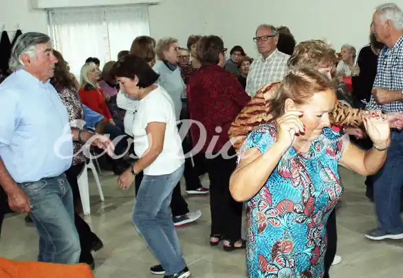 Más de 150 personas en el inicio  del programa “Abuelos activos”
