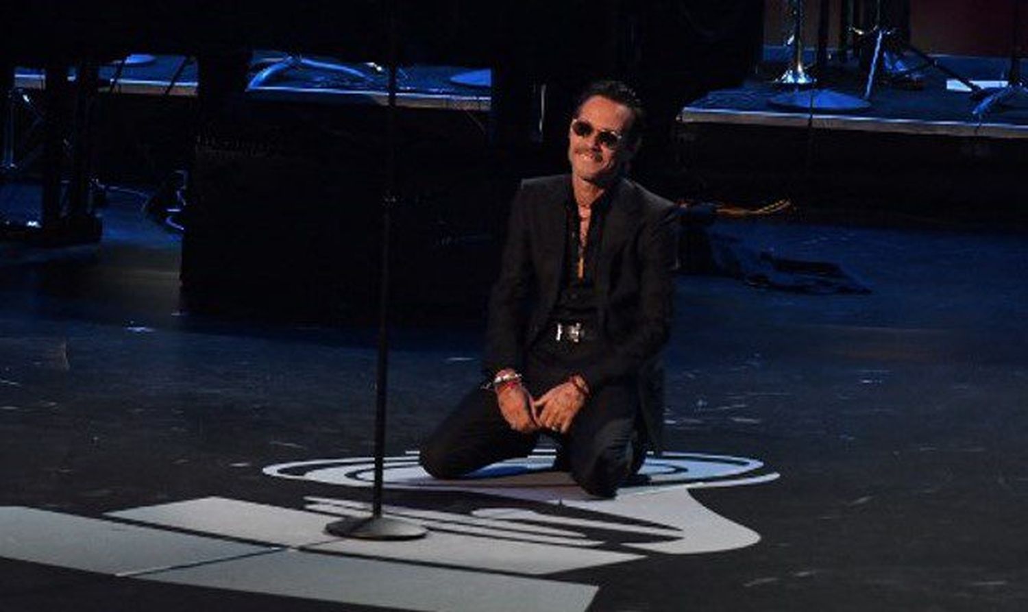 Marc Anthony preocupa a sus fanáticos