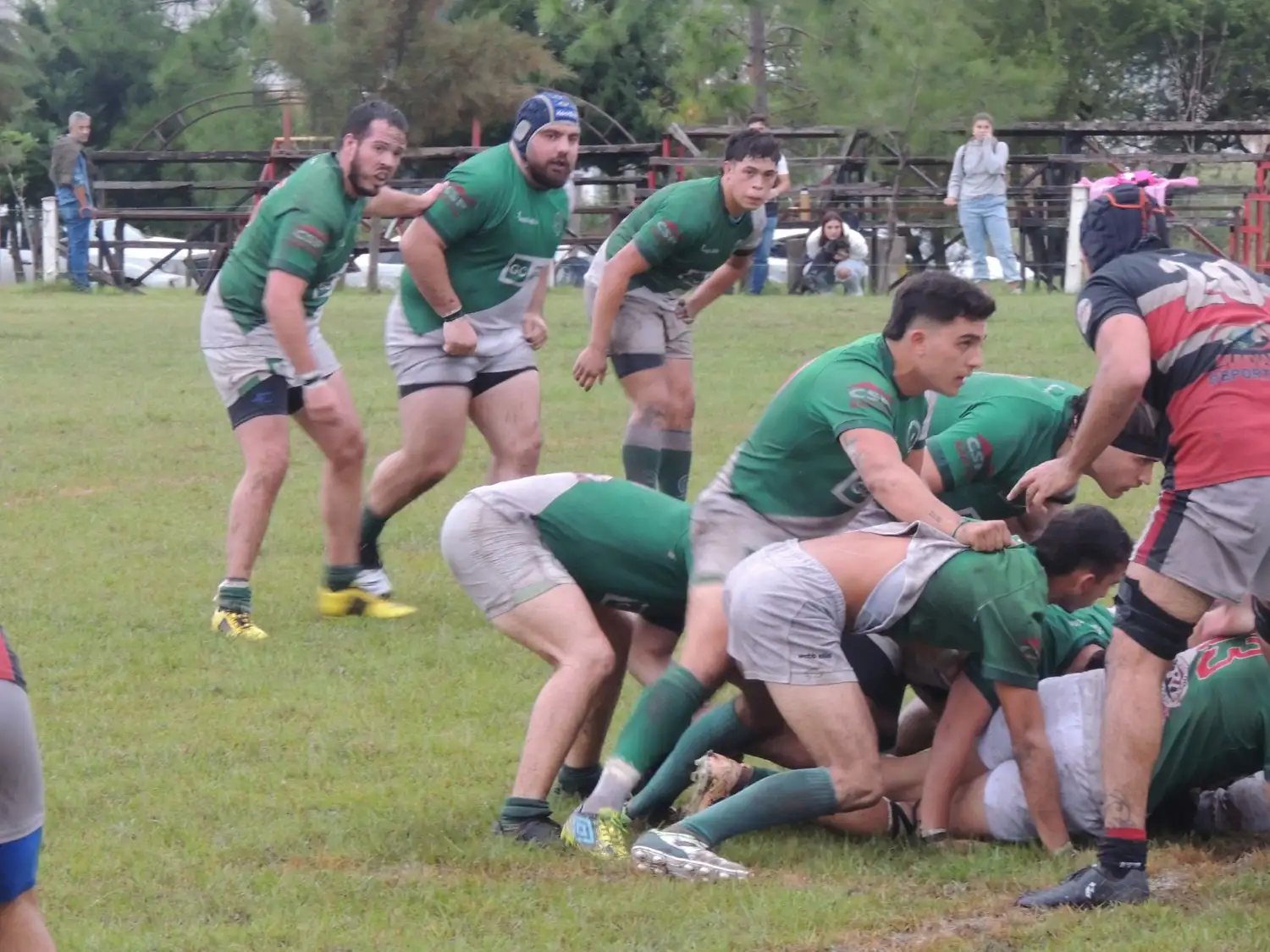 El partido fue arbitrado por nuestro conocido Jorge Pared y en la próxima fecha el Jockey Club jugará de local en la cancha emplazada en la zona del hipódromo local ante Colón RC. el venidero 28 del corriente mes.
