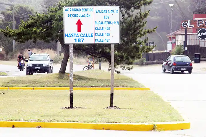 Avenida 2. Sentido único de circulación