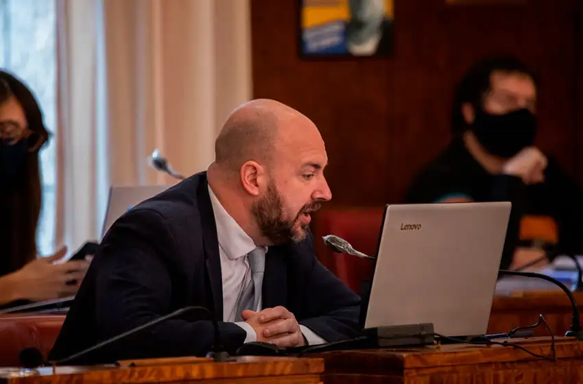Del lado de los vecinos: concejal libertario propone que no paguen el "medido" en un radio de 300 metros