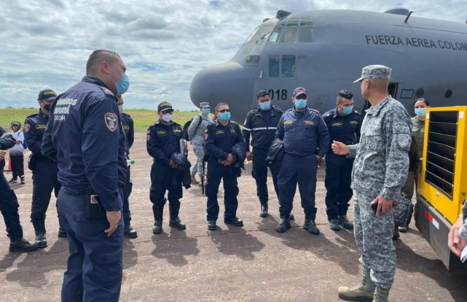 Fuerza Aérea Colombiana dispone un C-130 para atender incendio en El Tuparro