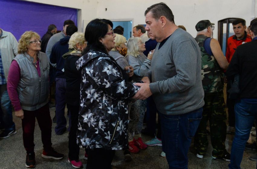 El Municipio continúa reuniéndose con vecinos de distintos barrios