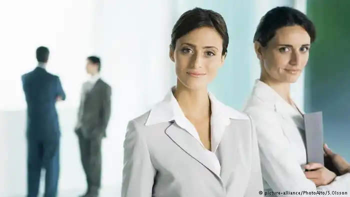 Las alemanas podrán conocer el salario de sus colegas varones