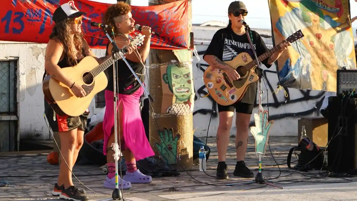 Marcha del Orgullo en Necochea