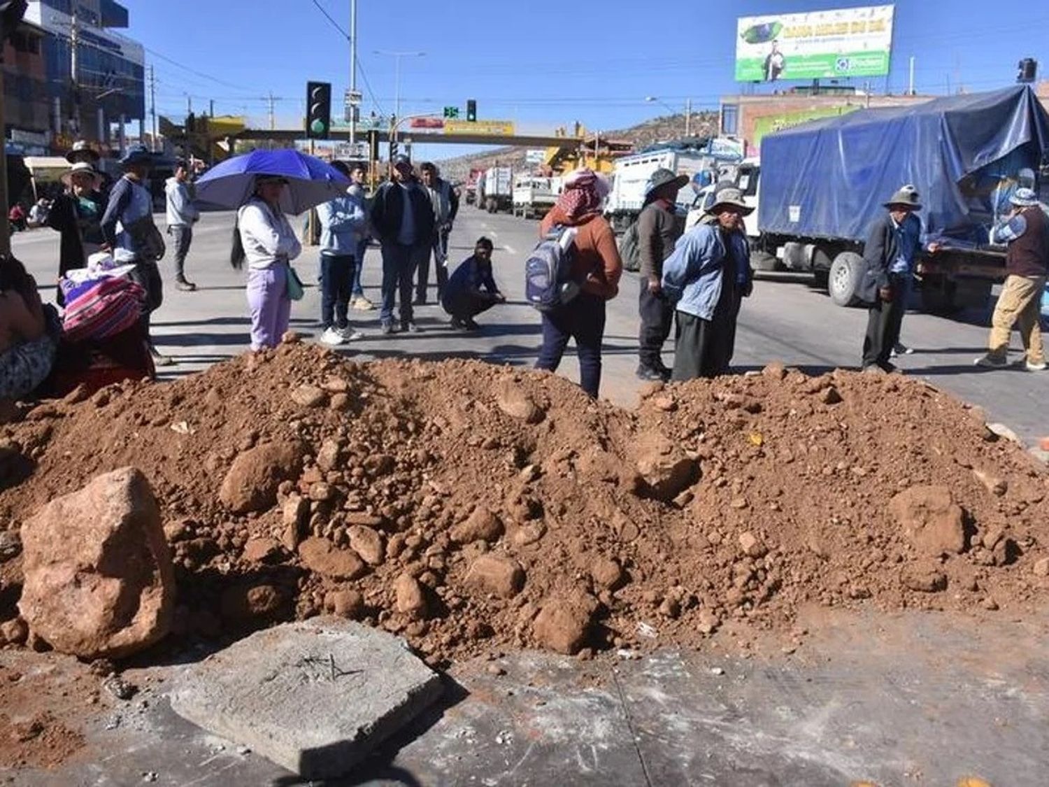 Las fuerzas armadas de Bolivia ratificaron su apoyo al Gobierno