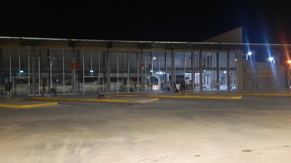 La terminal es una "boca de lobo"