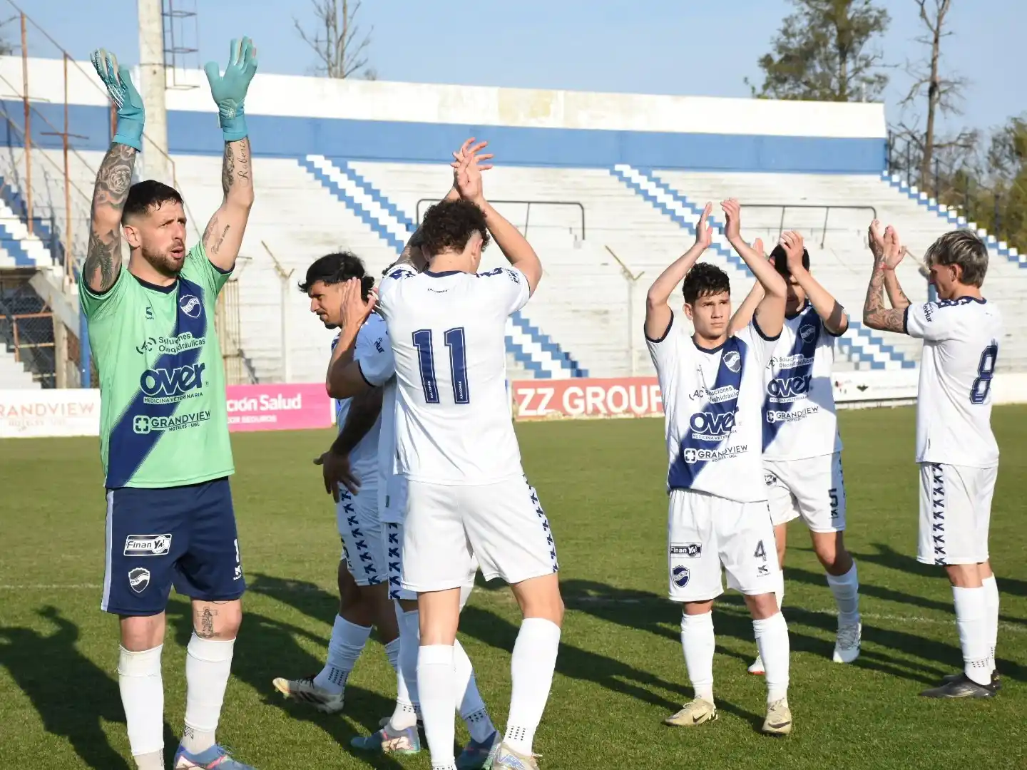 El Lobo ganó 3 a 1 y se ilusiona con seguir en competencia.Foto:Prensa BH