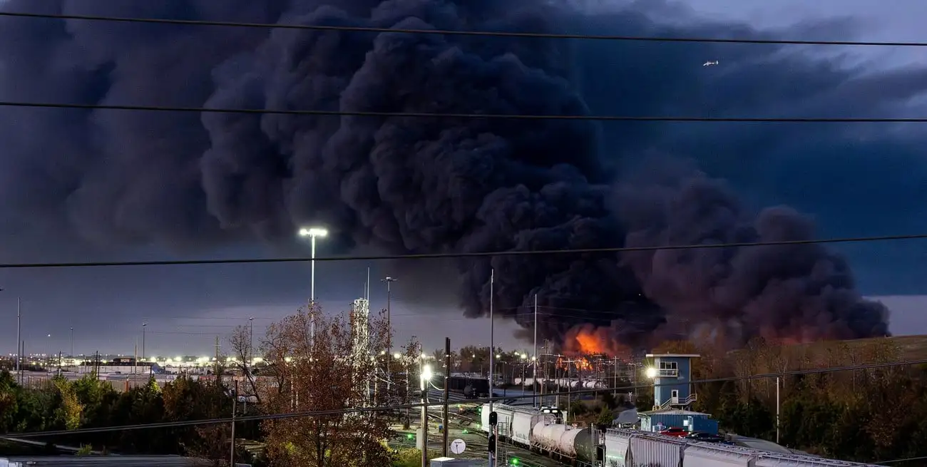 Los destrozos en el aeropuerto de Louisville este martes. Crédito: Jeff Faughender/USA Today Network