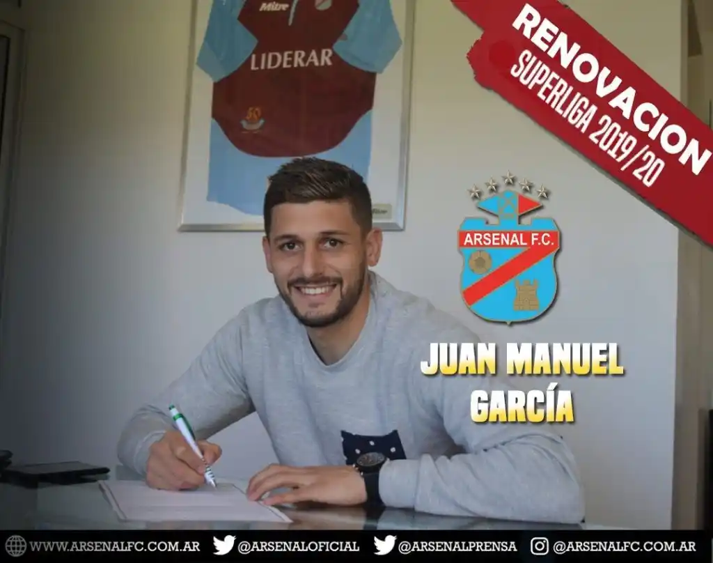 El tandilense Juan Manuel García renovó su vínculo con Arsenal