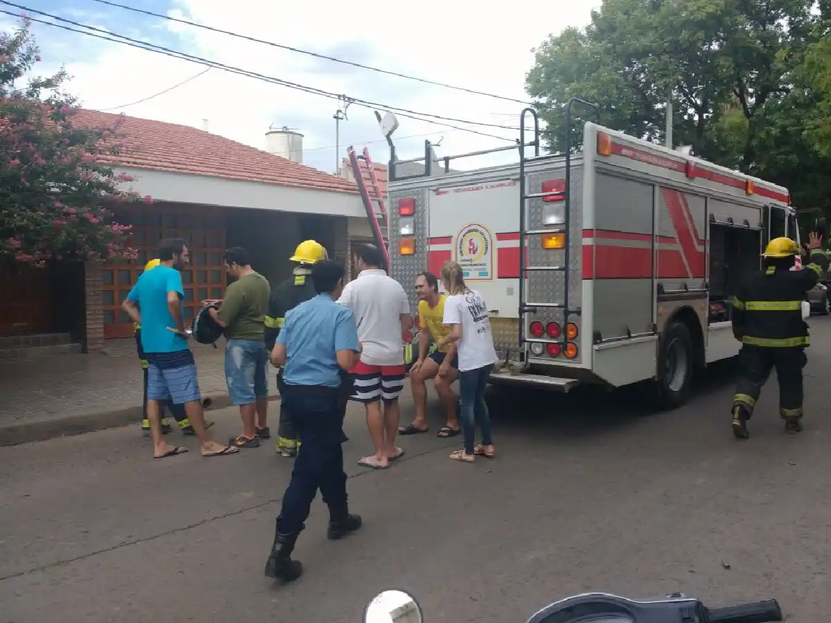 Principio de incendio en una vivienda céntrica 
