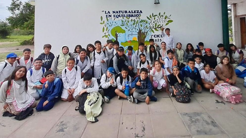 La naturaleza en equilibrio: arte, ciencia y compromiso ambiental en la Escuela Falucho