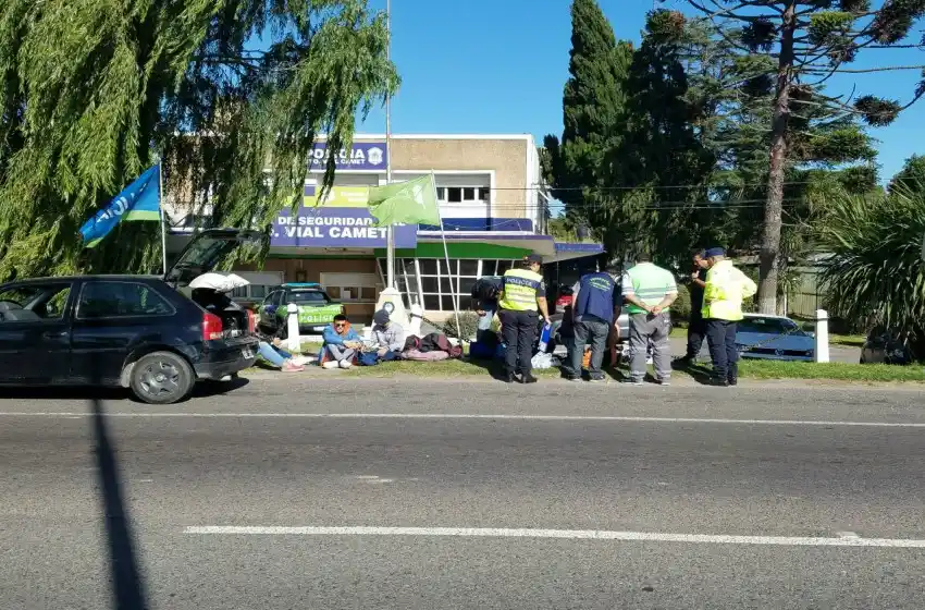 Tres aprehendidos por circular armados en la entrada a Mar del Plata