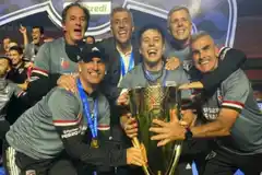 Es de Concepción del Uruguay, trabaja junto a Hernán Crespo y gritó campeón con el San Pablo