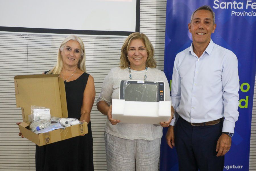La provincia entregó equipamientos de última generación para garantizar partos seguros