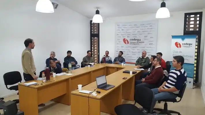 Presentan herramientas de asistencia técnica para emprendedores y Pymes