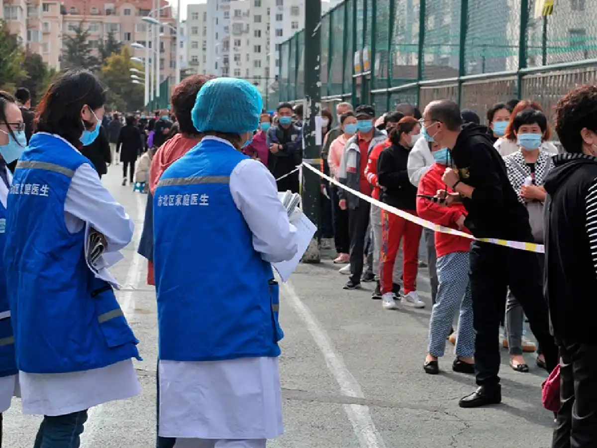 China espera vacunar a 50 millones de personas para mediados de febrero