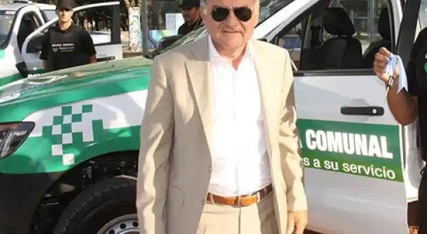 Florencio Varela: Denuncian que un empleado municipal se vestía de oficial para pedir coimas