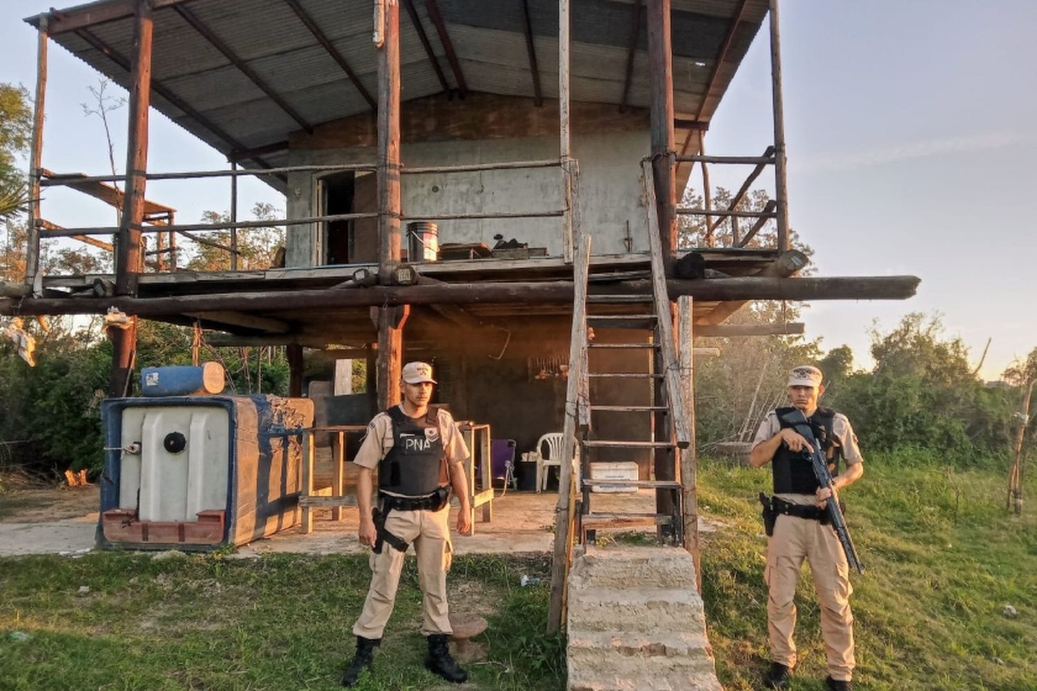 Desmantelaron una plantación de marihuana en una isla frente a Rosario