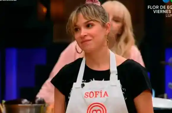 Un flan la dejó afuera: Sofi Pachano quebró en llanto por su plato fallido y fue eliminada de Masterchef