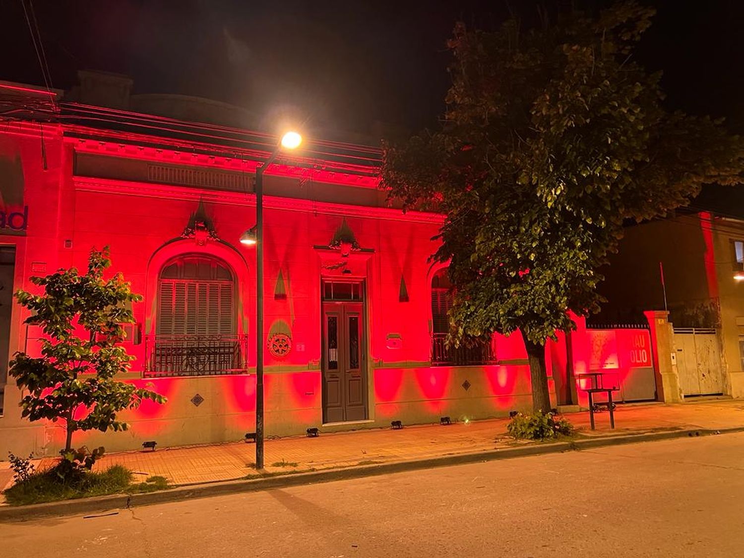 Rotary Club: la Casa de la Amistad se vistió de colores