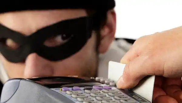 Crecen las estafas con tarjetas de crédito y débito