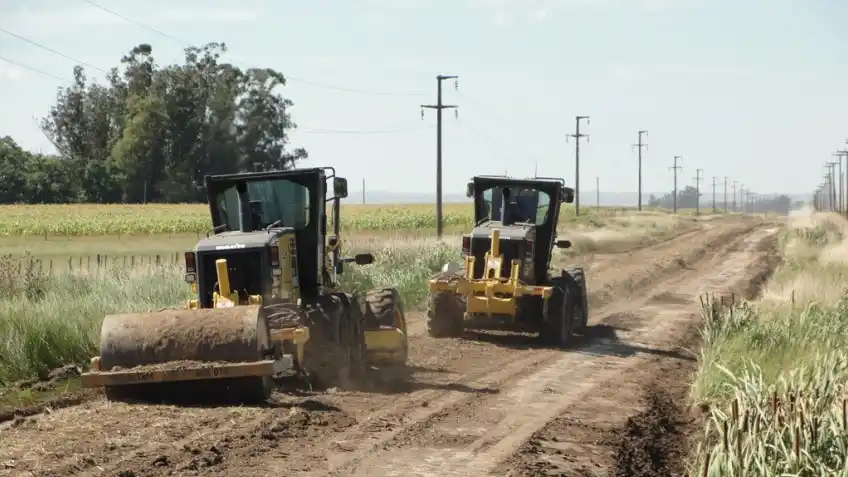 Mantenimiento de 18 kilómetros en el Camino del medio