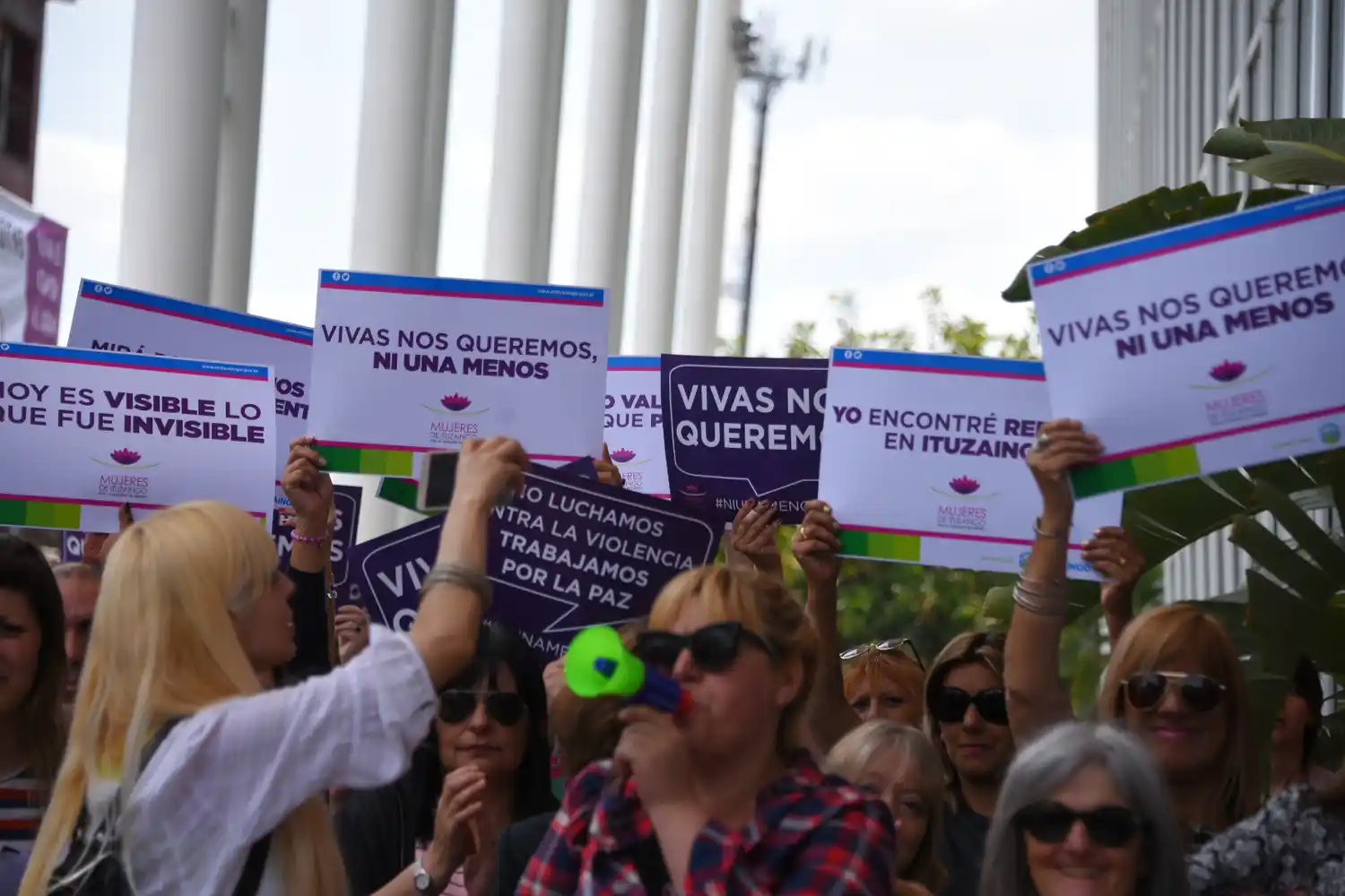 Paro de Mujeres: Trabajadoras municipales de Ituzaingó adhirieron al reclamo