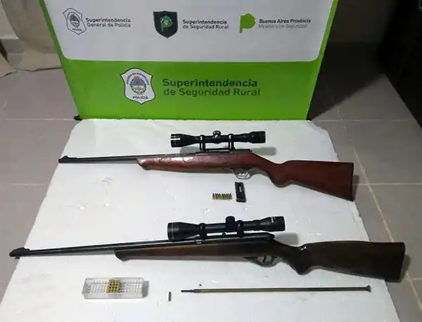Cazadores furtivos presos