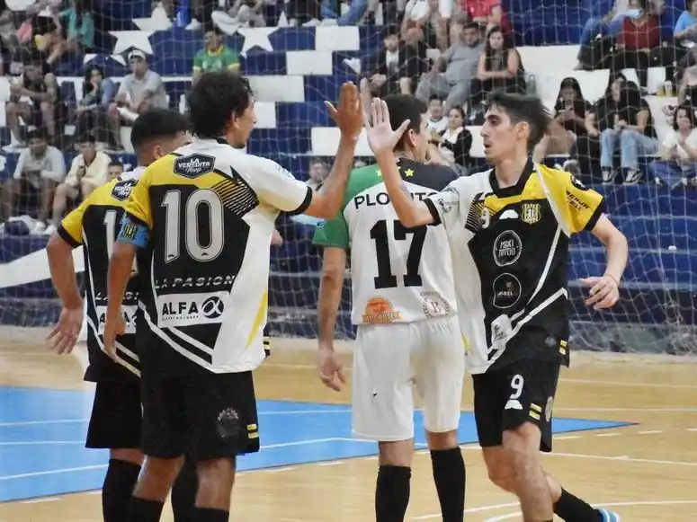 Comenzaron los cuartos
de final del Torneo Apertura