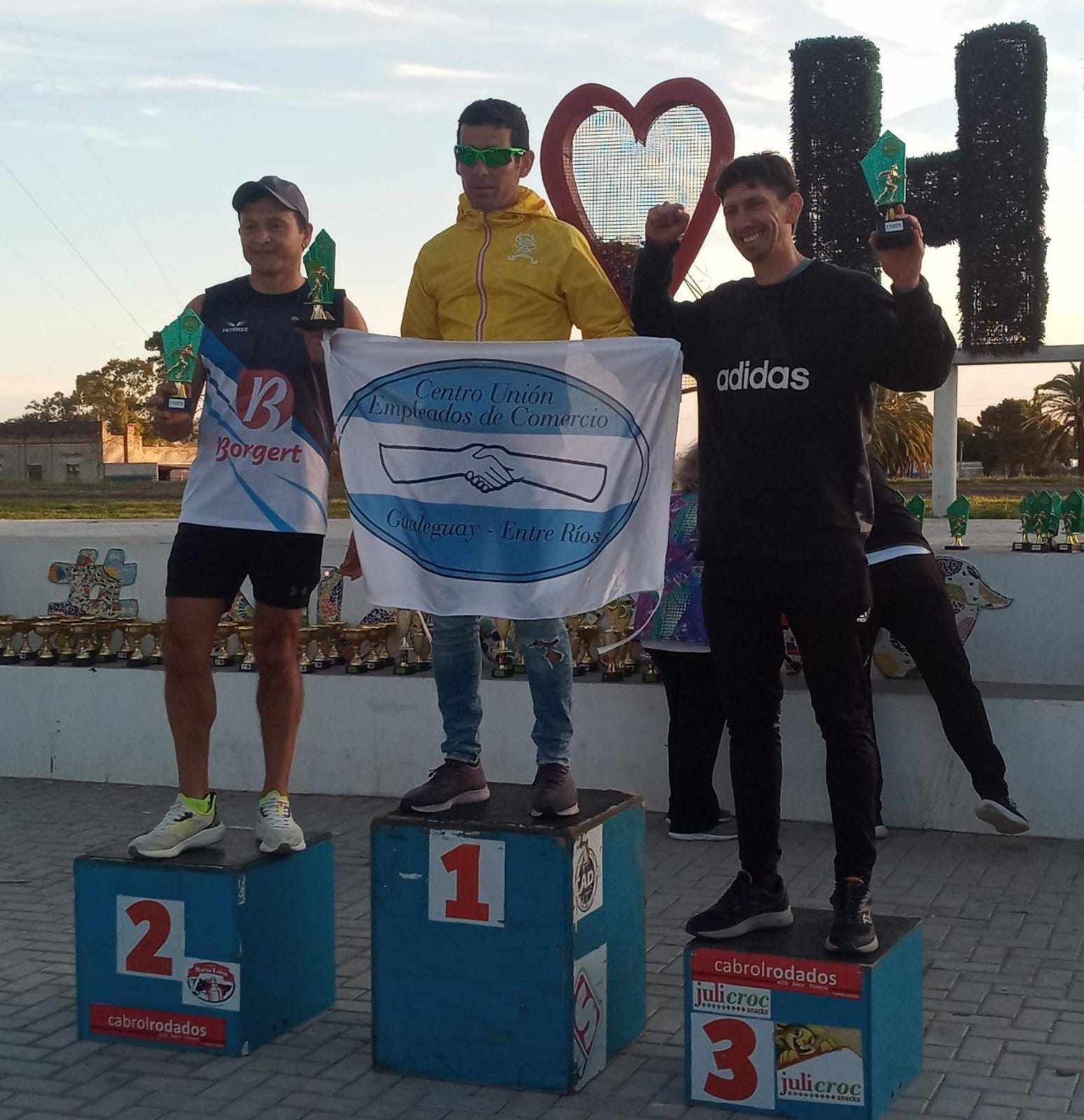 Lo más alto del podio para Martín Ibarra que además se coronó campeón en su categoría, tras cinco fecha del torneo de AMAE.