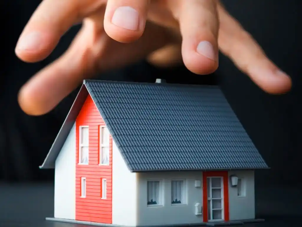 Rufino: mujer de 79 años denunció que le usurparon la casa