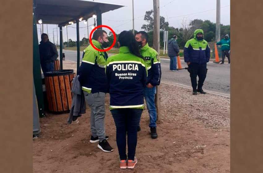 Lo que faltaba: vestido como policía, intentó entrar a Villa Gesell para ver a su novia