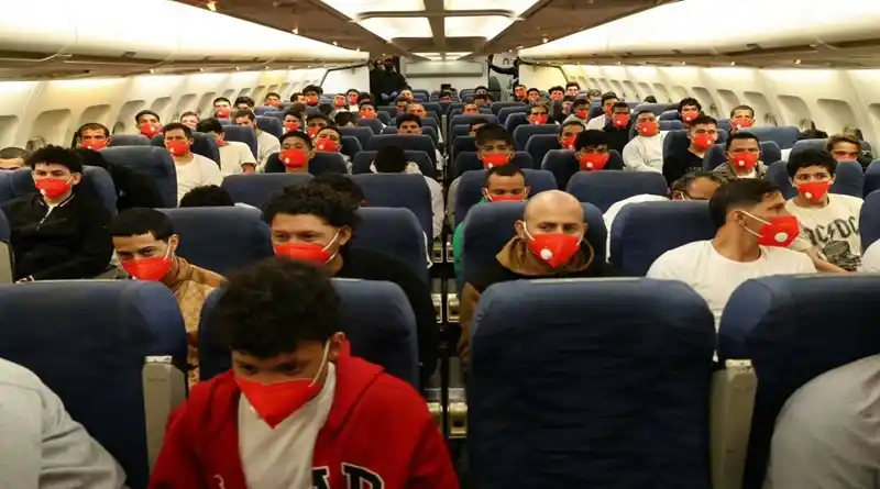 LLEGARON casi 200 venezolanos procedentes de HONDURAS