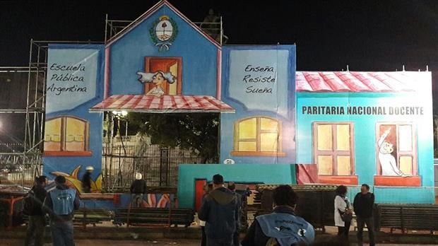 Los sindicatos obtuvieron permiso para instalar la escuela itinerante