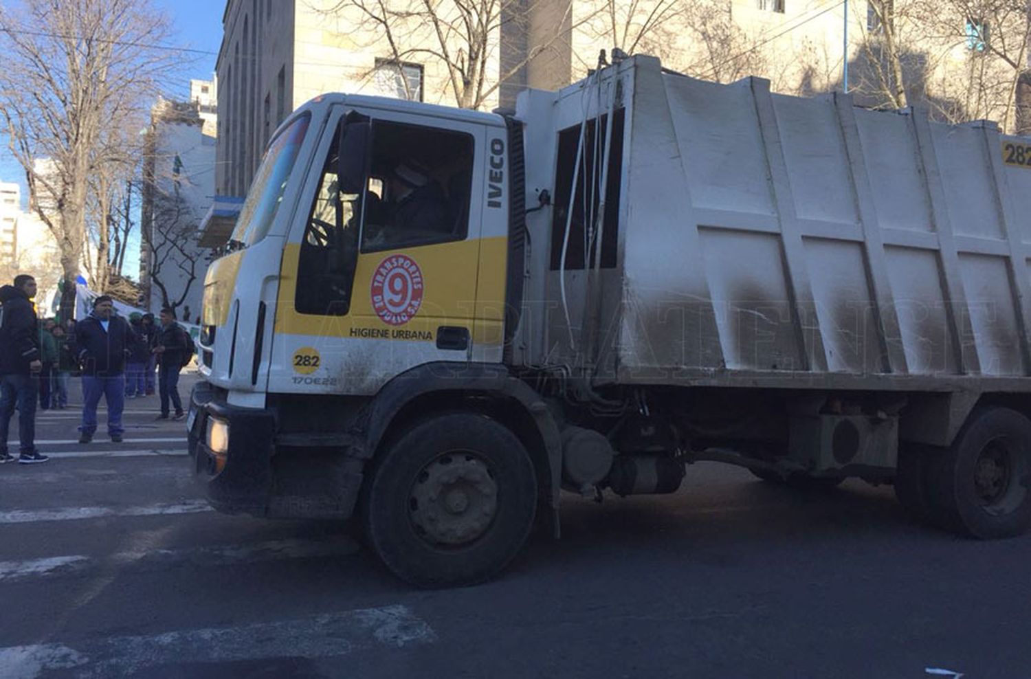 Se normalizan los servicios en la ciudad tras el paro general