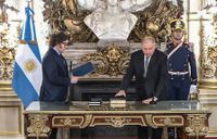 Gerardo Werthein asumió como nuevo canciller: “Te están mandando señales las fuerzas del cielo”