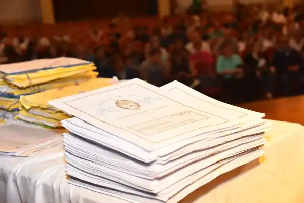 Este jueves se realizará un nuevo acto de firma de escrituras de viviendas para 191 familias de Chascomús