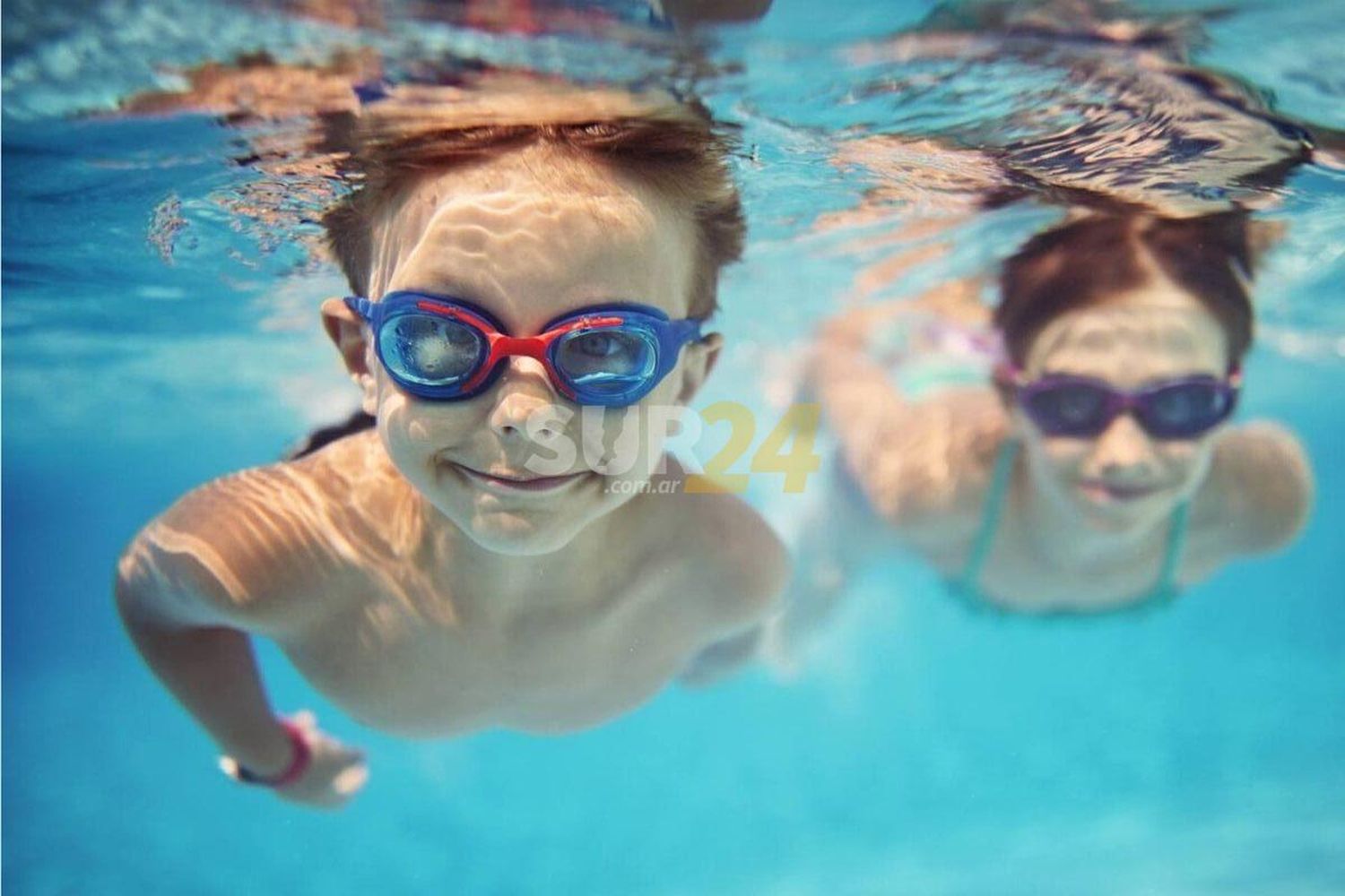 El gobierno municipal prepara la inscripción para la Escuela de Natación y Deportiva