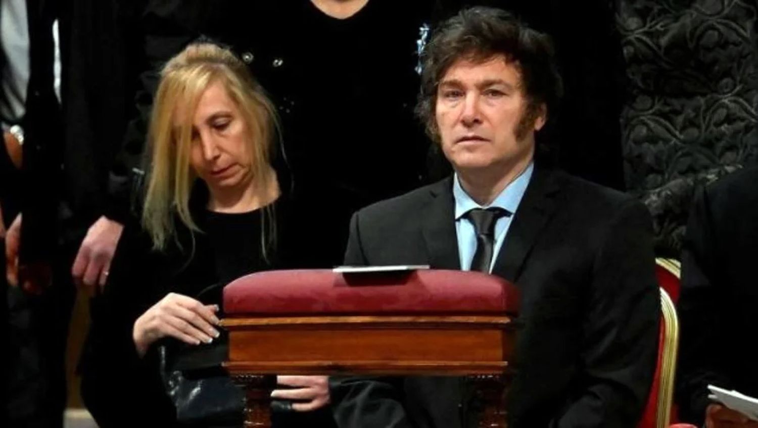 Karina y Javier Milei