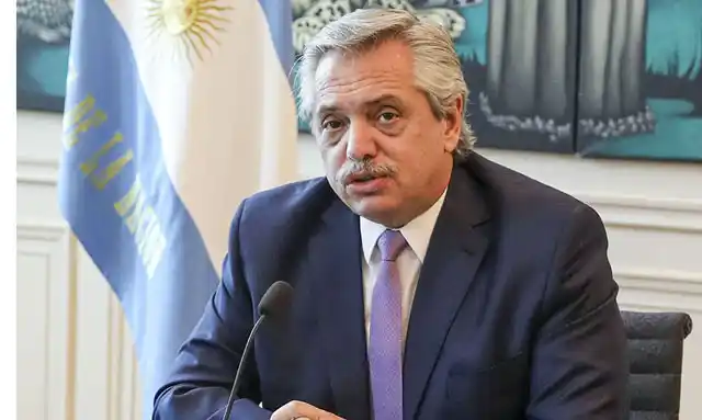 Alberto Fernández define los cambios en el Gabinete