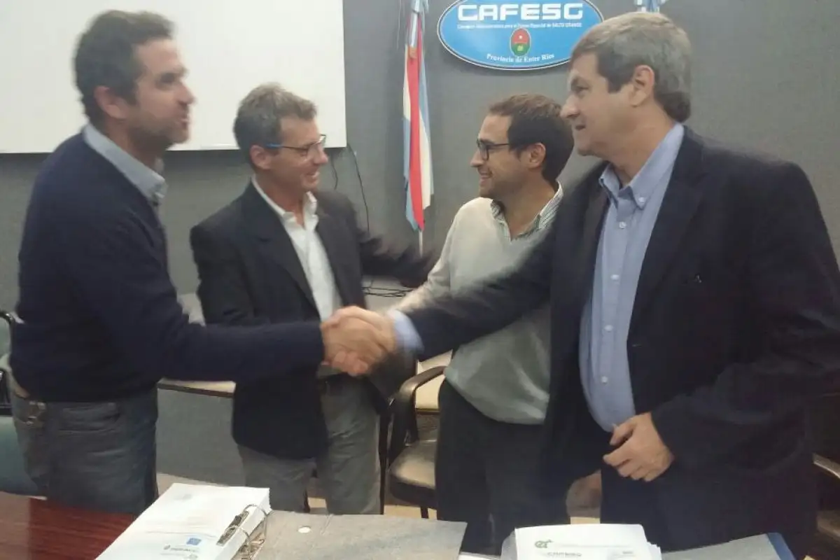 Gualeguaychú presentó los proyectos de efluentes cloacales ante Provincia