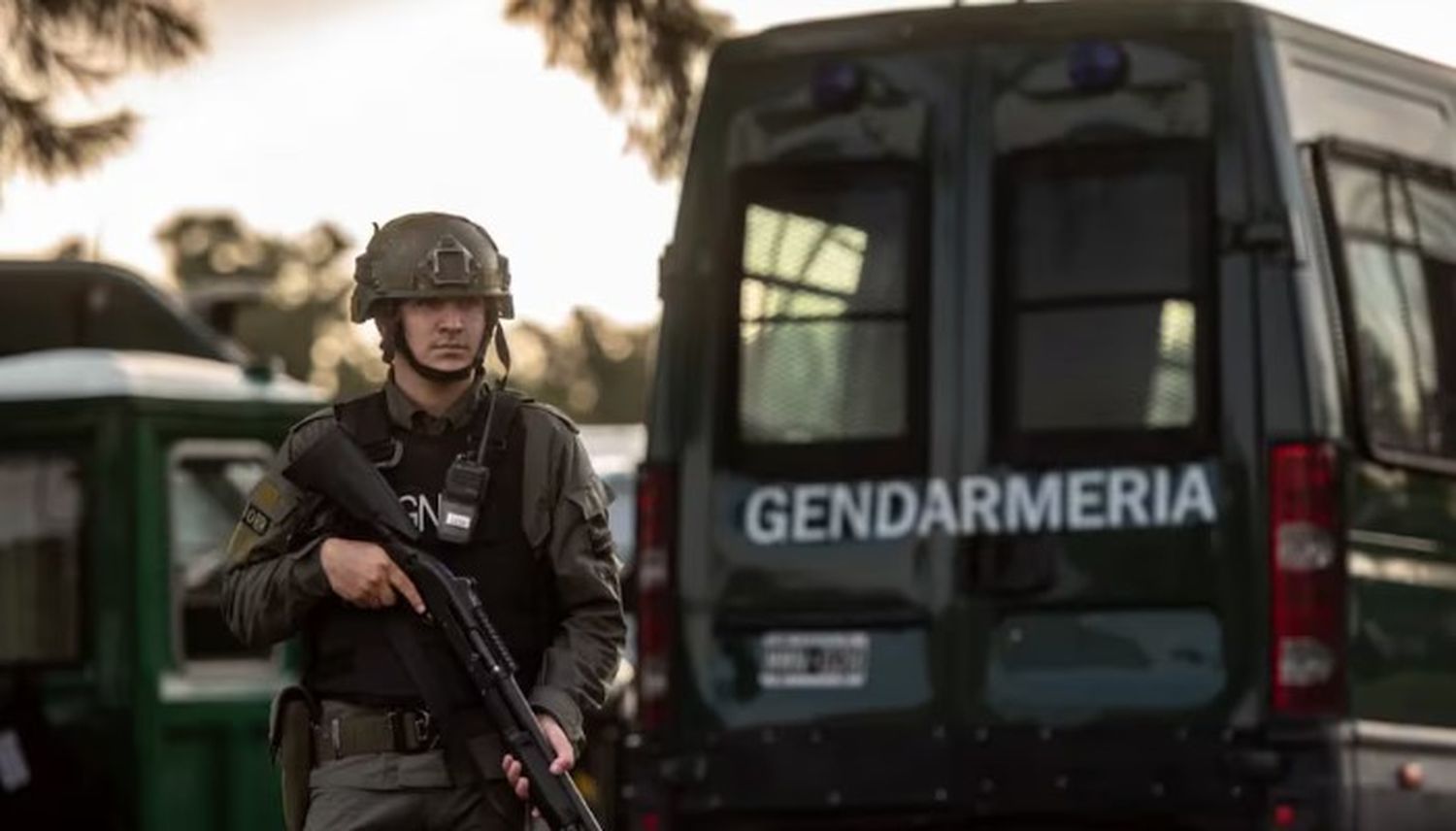 Los uniformados de Gendarmería Nacional encontraron una fortuna dentro de un camión en la provincia de Córdoba.