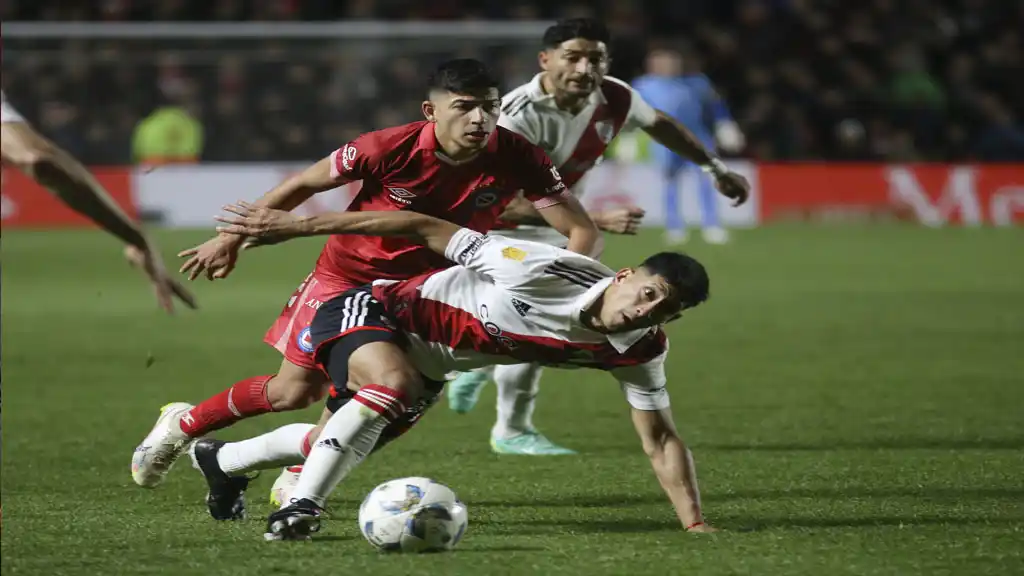 El "Bicho" ganó en un electrizante partido