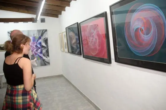 Sigue habilitada la muestra “Nosotros”, en Casa del Faro