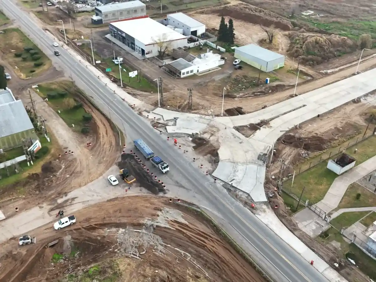 Trabajos en la intersección de ruta 8 y ruta 4-S. Foto: MVT