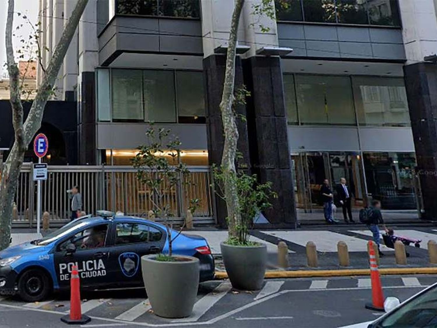 Israel ordenó el cierre temporal de su embajada en la Argentina, y en el resto del mundo