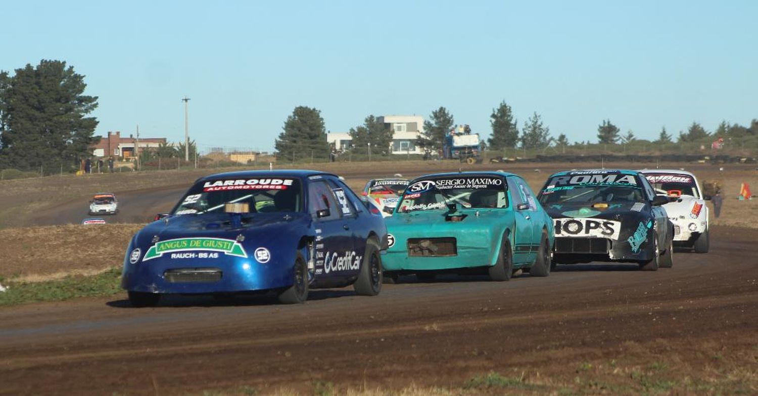 Tiede marcha al frente en Turismo Sport 1850