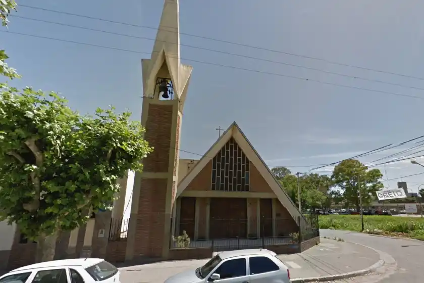 Otra escuela del Gran Rosario víctima de una amenaza: les dejaron una nota intimidante con tres balas pegadas