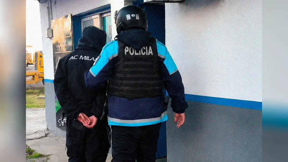 El acusado fue aprehendido en la Panamericana ramal Pilar.